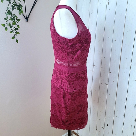 GUESS | SEXY BODYCON DRESS lace medium - Picture 3 of 12